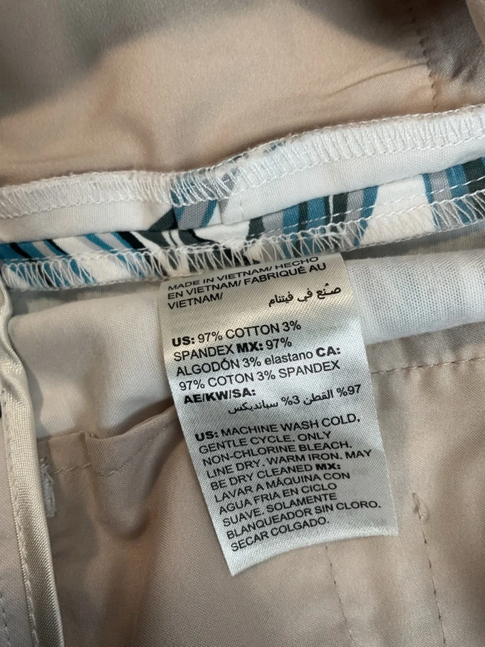 The 5” Short Tropical Palm Print Shorts Women Size 6 Beach Resort Stretch